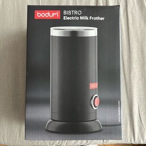 Electric milk frother